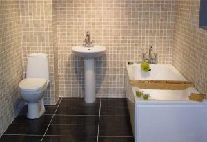 Model keramik kamar mandi modern dengan kombinasi yang bervariasi dan keren